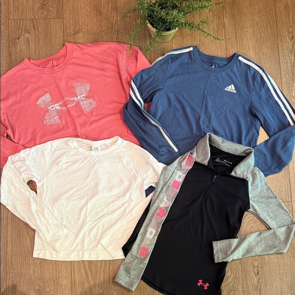 ((4 PIECE)) GIRLS ATHLETIC LONG SLEEVE TEE BUNDLE SIZE MED UNDER ARMOUR ATHLETA